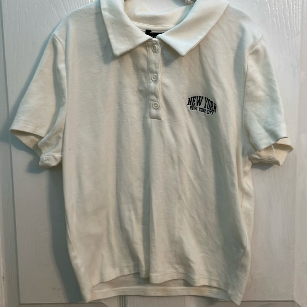 FOREVER21 collar shirt with embroidery detail